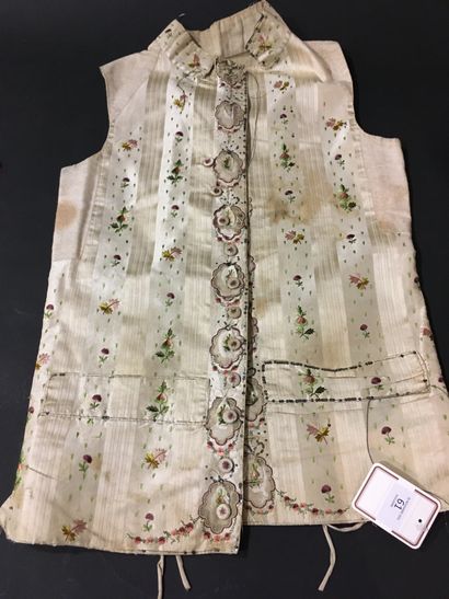 null Embroidered waistcoat, circa 1790, straight waistcoat with small stand-up collar...