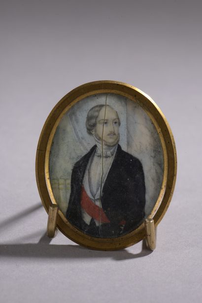 null École FRANÇAISE du milieu du XIXe siècle

Portrait du comte de Chambord

Miniature...