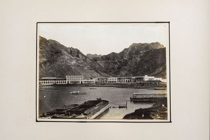 null Officier allemand

VOYAGE EN CHINE, 1906

Album laque noire, premier plat décoré...