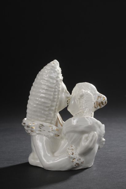 null ALLEMAGNE, XXe siècle

Salière-poivrière en porcelaine émaillée blanc et rehauts...