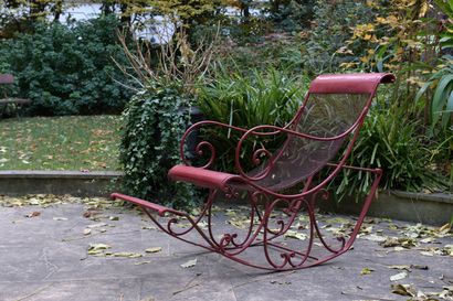 
Rocking chair, 19th century




In wrought...