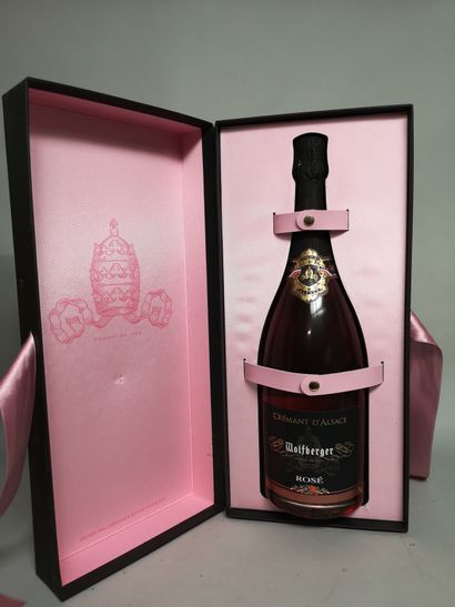 null A magnum CRÉMANT D'ALSACE " Rosé brut " - WOLFBERGER Prestige box. 

Special...