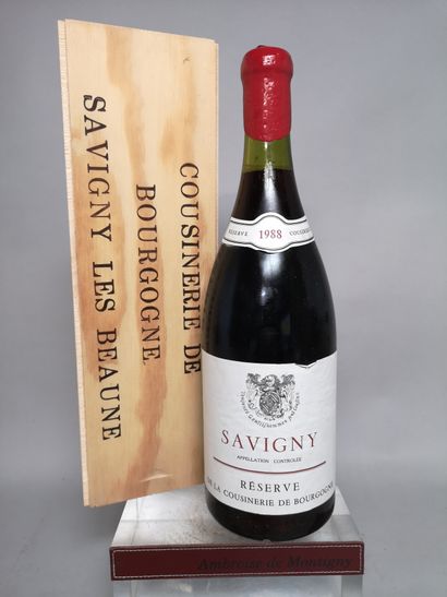 null A magnum SAVIGNY 1988 - "Reserve de La Cousinerie de Bourgogne 

In a wooden...