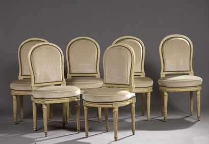 null Suite de six chaises estampillées G. IACOB d'époque Louis XVI

En bois mouluré...