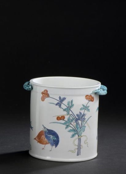null CHANTILLY, 18th century, circa 1735

Cylindrical refreshment bucket in soft...