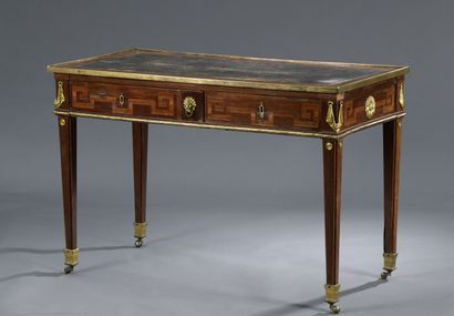 null 
Rectangular flat desk in veneer stamped Montigny and JME of the Transition...