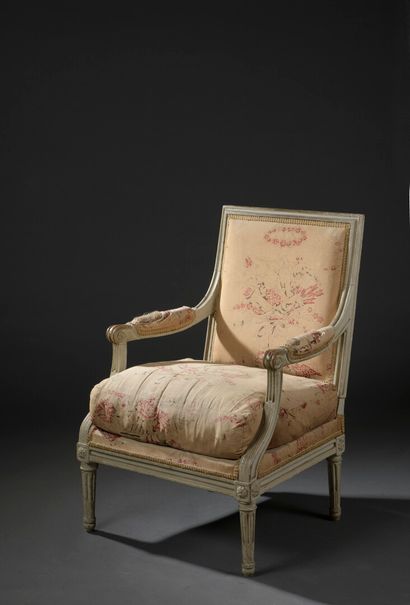 null Fauteuil bas estampillé J.B BOULARD d'époque Louis XVI, livré pour la chambre...