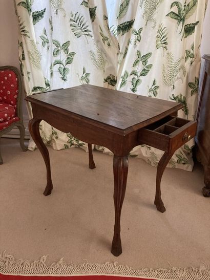 TABLE en bois naturel - XVIIIe siècle