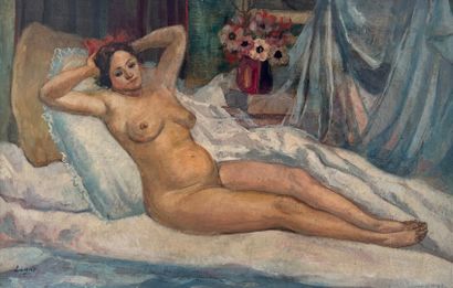 Celso LAGAR (1891-1966) 
Nu sur un lit 
Huile...