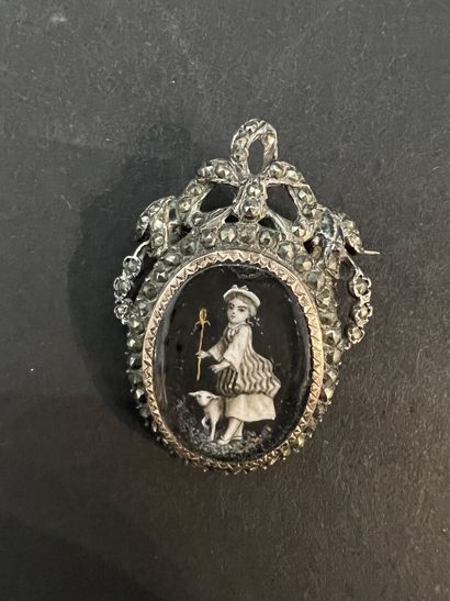 null Deux pendentifs en or orné de verres peints, XVIIe-XVIIIe siècle

À décor de...