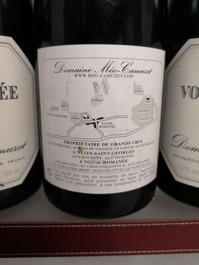 null 6 bouteilles VOSNE ROMANEE 1er Cru "Les Chaumes" - MEO CAMUZET 2002