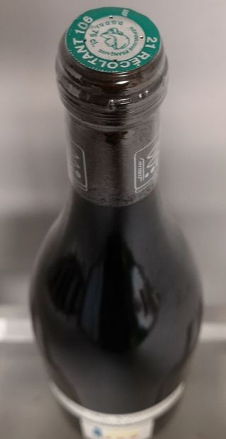 null 1 bottle CLOS de VOUGEOT Grand cru - PRIEURÉ ROCH 2012 Back label slightly ...