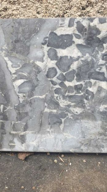 null Marbre gris de Saint-Anne de radiateur 

74 x 14,5 cm