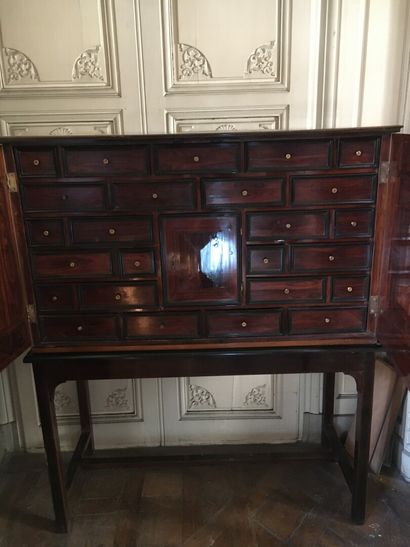 null 
Cabinet in violet wood veneer and ebony fillets, late 17th and early 18th century....