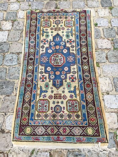PERSIA, 20th century

Wool and silk carpet,...