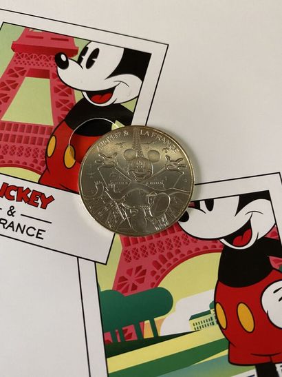 null MICKEY et la France - Monnaie de Paris

Lot de vingt pièces de 10€ en argent...