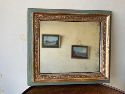 null Two small mirrors of the XIXth century 

32 x 39 cm

35 x 42 cm