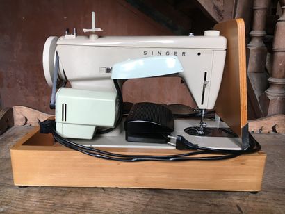SINGER

Sewing machine