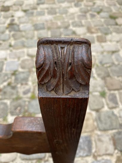 null Huit chaises en bois naturel de style Louis XIII, XIXème siècle

H. 115, L....