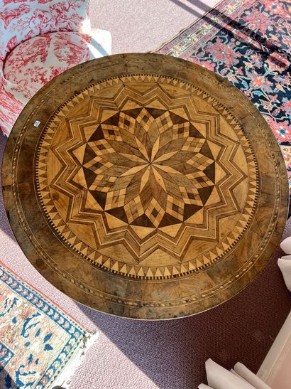 null Round pedestal table in inlaid wood with geometrical decoration from the 19th...