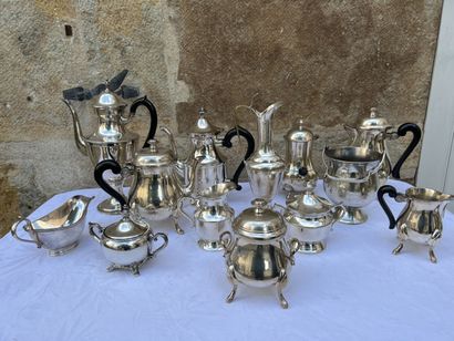 null MANNETTE of silver plated metal including coffee pot, teapot, milk jugs, sugar...