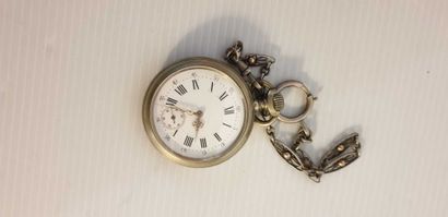 null Two pocket watches gousset, XIXth century

A lot of coins is attached, four...
