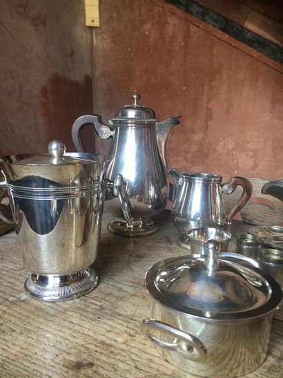 null Set of pewter and silver plated utensils including :

- A coffee pot and a milk...
