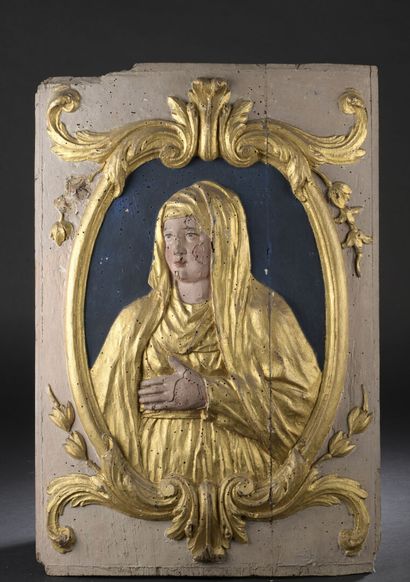 null French school around 1700

The Virgin and Christ in three-quarter bust in medallions

Panels...
