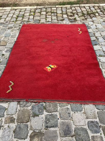 null Deux tapis usagés Turquie et Maroc

300 x 225 cm

242 x 174 cm