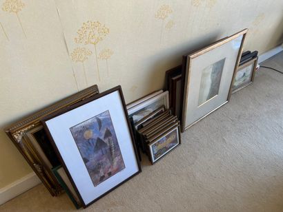 null MANNETTE of various framed pieces

Reproductions, small watercolors...