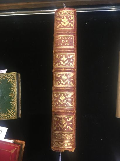 null [ALMANACH ROYAL]. Almanach royal, année M. DCC. LXXIV []. A Paris, s. d. [1774]....