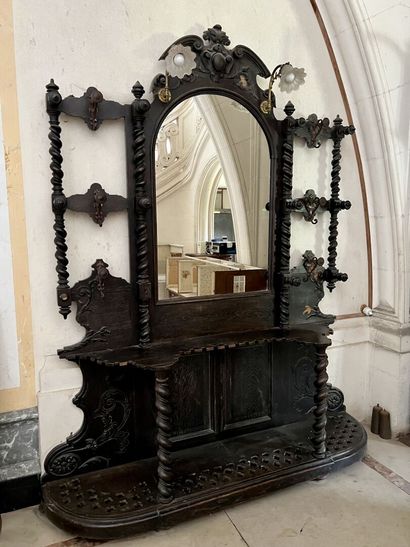 null Large Jette Habit of vestibule out of turned wooden, with bottom of glass the...