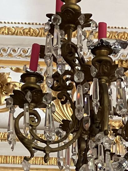 null 
Chandelier in gilded bronze and crystals of the Napoleon III period 




With...