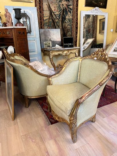 Banquette et deux marquises - Travail italien vers 1900. Bench and two marquises...
