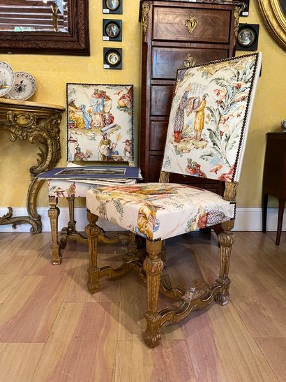 Paire de chaises, de style Louis XIV Pair of chairs, Louis XIV style, carved and...