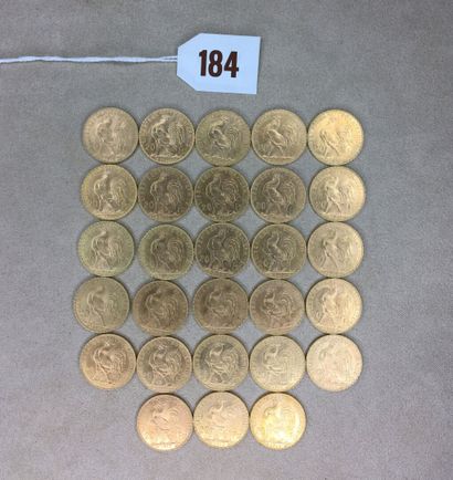 28 pièces de 20 Francs or, type Coq 1910...