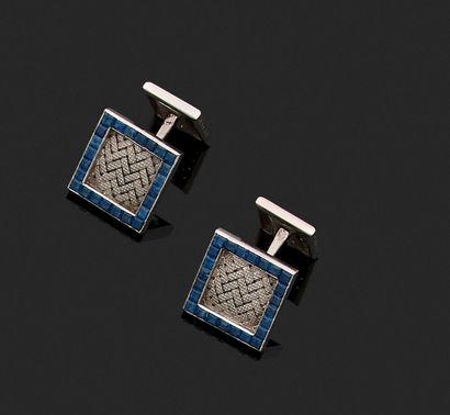 SUMMER JEAN

Pair of cufflinks, the square...