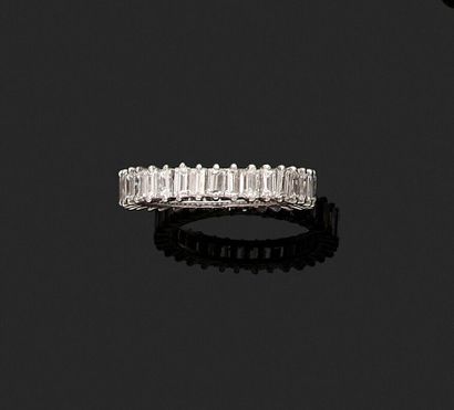 American wedding band with 33 baguette-cut...