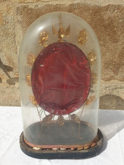 null Bridal globe, 19th century 

H. 40 cm