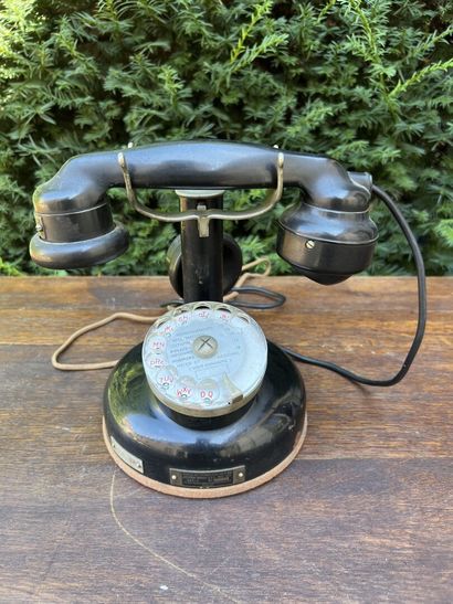 Téléphone vers 1900.