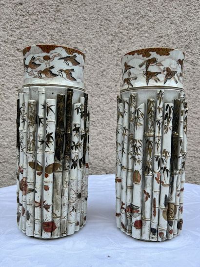 Paire de vases en porcelaine de Satsuma,...