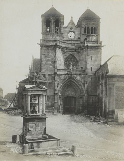 null SOUVIGNY (03)

Facade of the old abbey

Photograph

28 x 21 cm