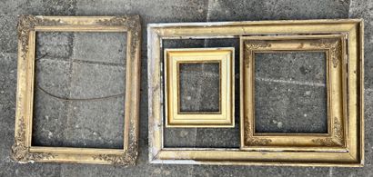 Set of four frames and a mirror