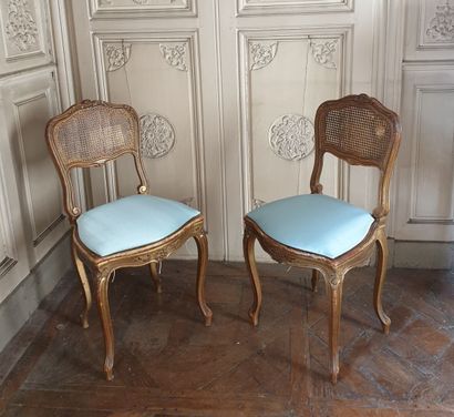 null Pair of chairs in carved and gilded wood in the Louis XV style from the Napoleon...