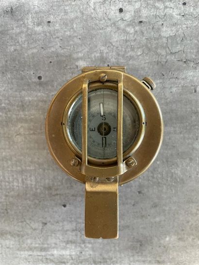 null British compass, brass, marked on reverse "New Bold Prismatic Compass, Made...