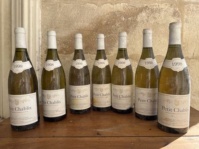7 bottles of PETIT CHABLIS Domaine de L'Eglanterie



Place...