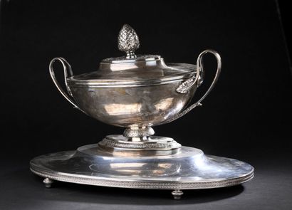Large oval silver tureen, master silversmith...