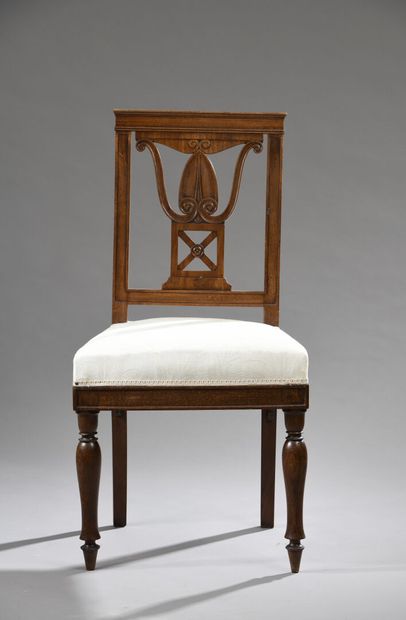 null Suite of four mahogany and mahogany veneer chairs stamped Jacob D rue Meslée...