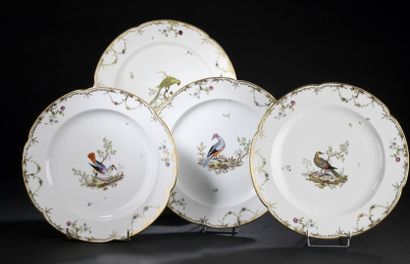 PARIS, 18th century
Four round dishes with...