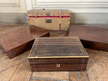 null Trois boîtes à jeux d'époque Louis Philippe, XIXe



On y joint une petite boîte...